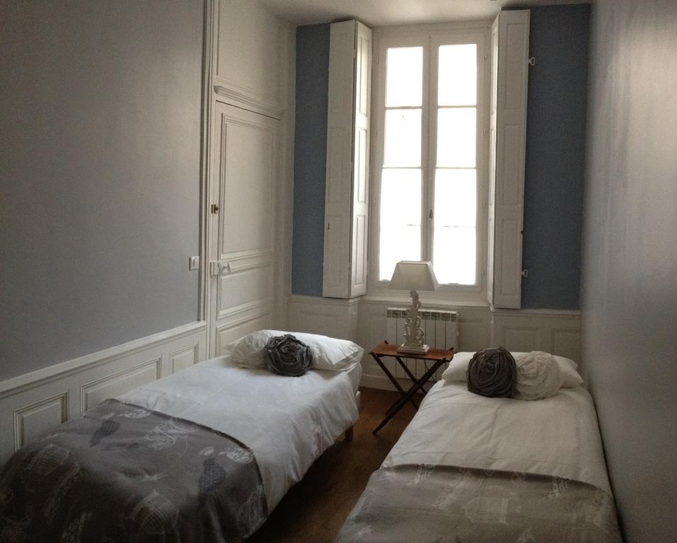 Pat & Co Beaune (Cote d'Or) Quarto foto
